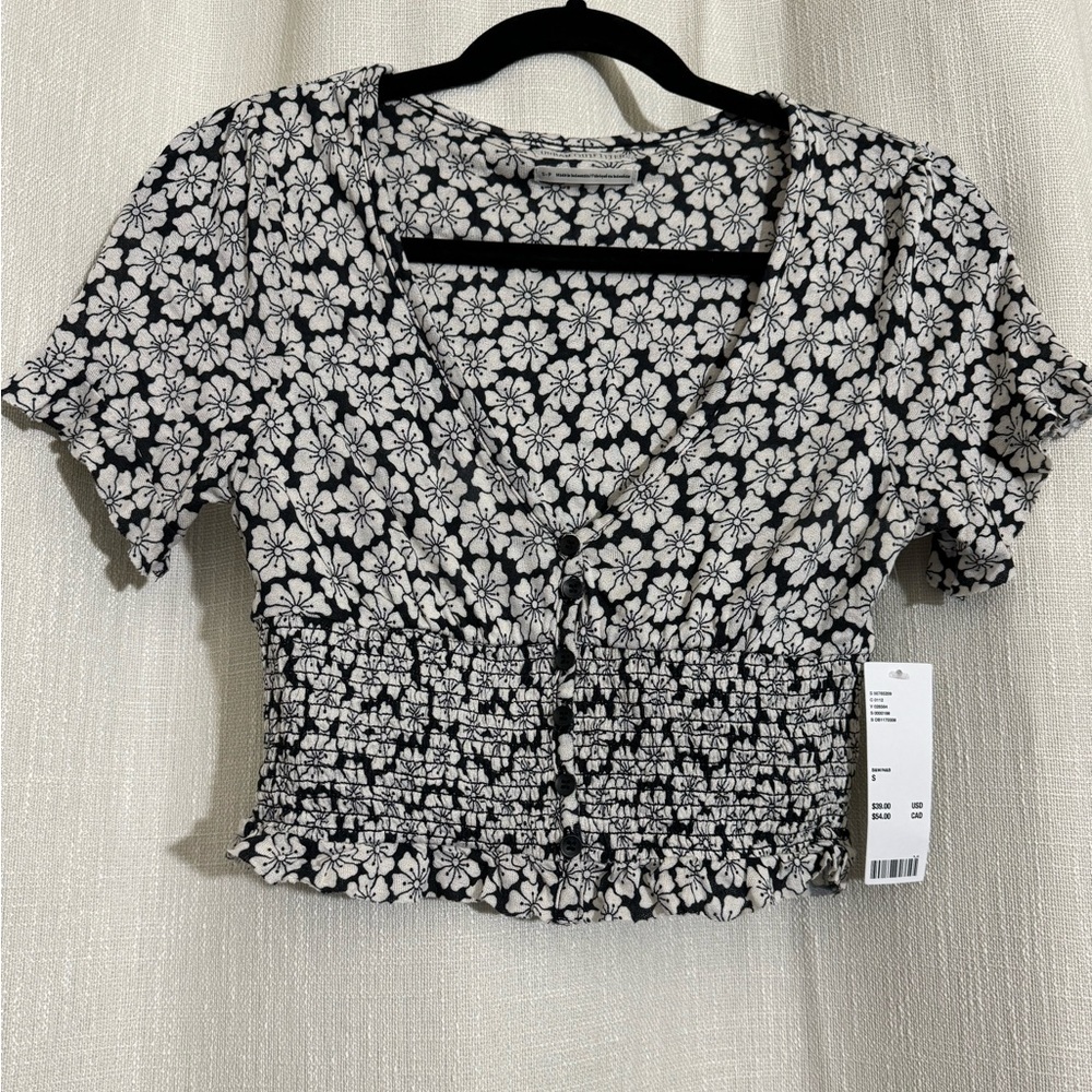 Urban Outfitters floral Button Top